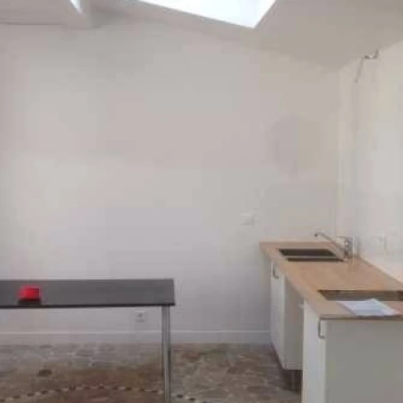 Bureau privé 25 m² 5 postes Location bureau Boulevard de Vincennes Fontenay-sous-Bois 94120 - photo 8