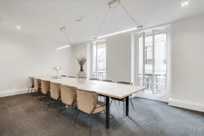 Espace indépendant - 75008 - 17 postes - 13600€