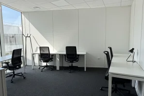Bureau privé - 01000 - 5 postes - 1345€