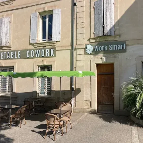 Open Space  16 postes Coworking Avenue du 11 Novembre Sorgues 84700 - photo 6