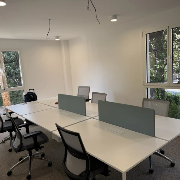 Bureau privé 22 m² 6 postes Location bureau Boulevard Carabacel Nice 06000 - photo 3