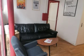 Open Space - 75011 - 2 postes - 380€