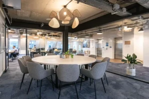 Espace indépendant - 75002 - 74 postes - 48840€