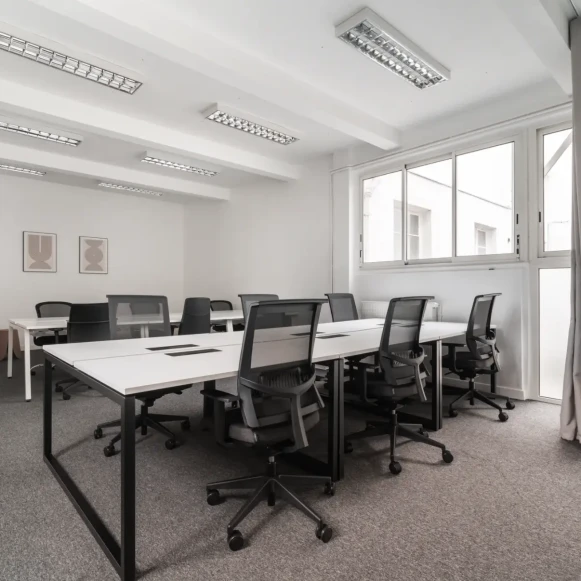 Espace indépendant 142 m² 24 postes Location bureau Rue de Charonne Paris 75011 - photo 3
