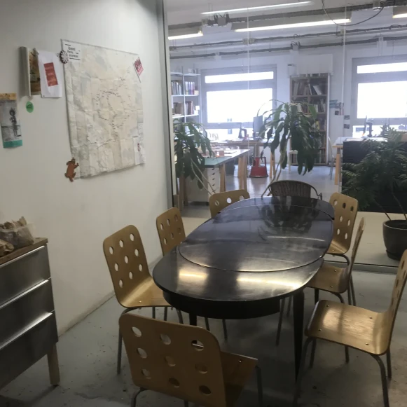 Open Space  1 poste Location bureau Rue Bisson Paris 75020 - photo 4