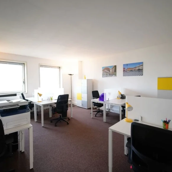 Bureau privé 20 m² 4 postes Location bureau Boulevard des Jardiniers Nice 06200 - photo 3