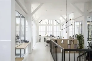 Bureau privé - 75010 - 2 postes - 1300€