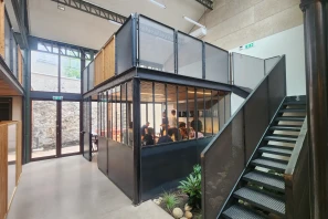 Open Space - 69003 - 18 postes - 265€