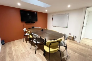 Open Space - 69001 - 10 postes - 240€