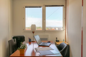 Bureau privé - 69008 - 1 poste - 500€