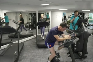 Open Space - 92130 - 1 poste - 295€