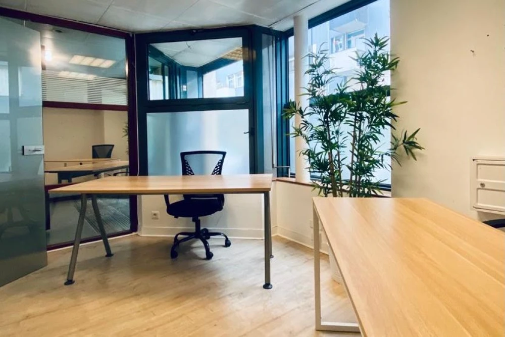 Bureau privé - 75015 - 2 postes - 990€