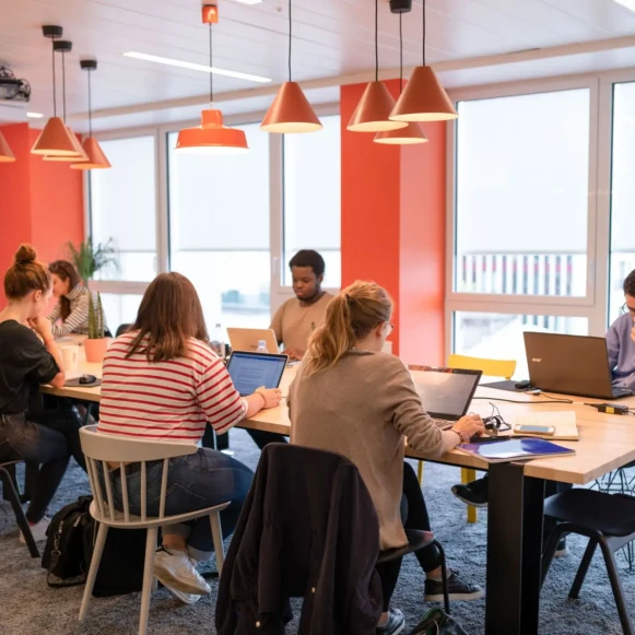Bureau privé 17 m² 4 postes Coworking Rue Washington Paris 75008 - photo 6