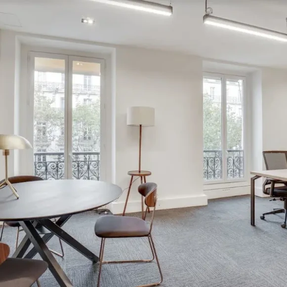 Espace indépendant 145 m² 17 postes Location bureau Boulevard Haussmann Paris 75008 - photo 1