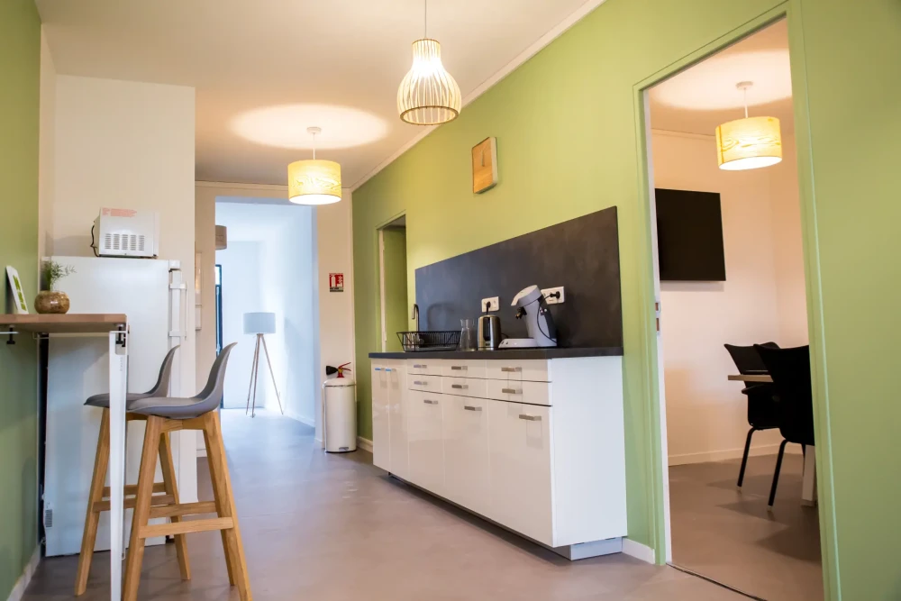 Open Space - 75013 - 9 postes - 199€