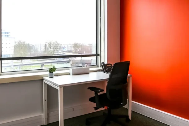 Bureau privé - 78180 - 4 postes - 2340€