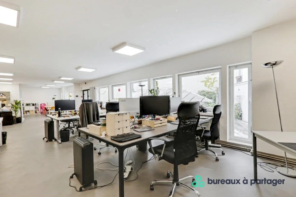 Bureau privé - 75012 - 25 postes - 7500€