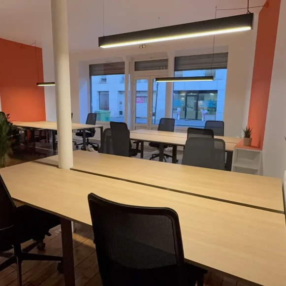 Open Space  10 postes Location bureau Rue Servan Paris 75011 - photo 1