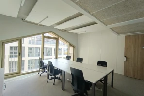 Bureau privé - 33800 - 6 postes - 2580€