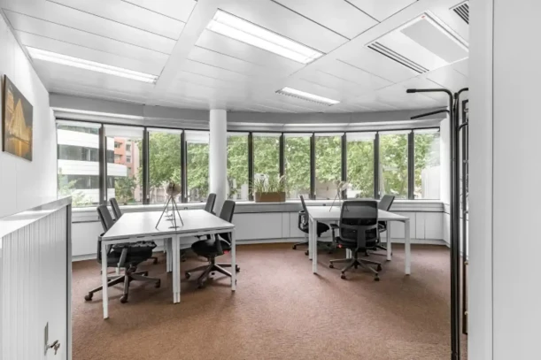 Bureau privé - 69003 - 5 postes - 2600€