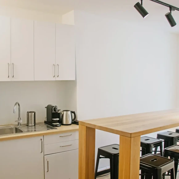 Espace indépendant 100 m² 16 postes Location bureau Rue Blondel Paris 75003 - photo 6