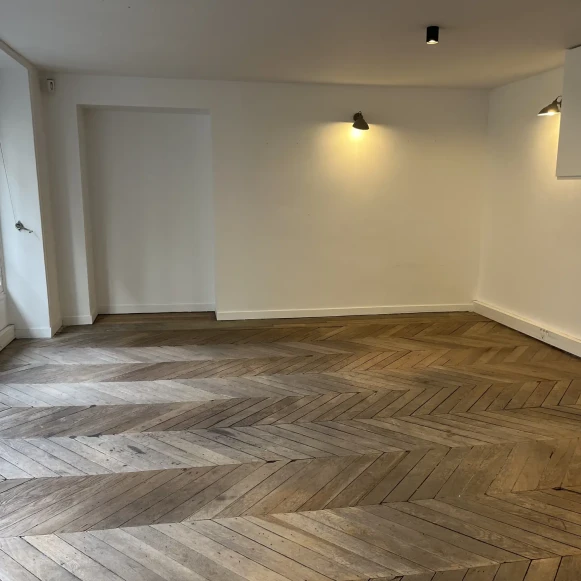 Espace indépendant 60 m² 12 postes Location bureau Rue de la Vrillière Paris 75001 - photo 3