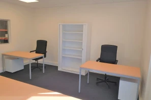 Bureau privé - 78530 - 5 postes - 930€