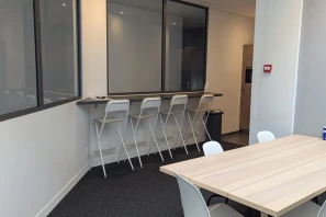 Bureau privé - 45000 - 10 postes - 700€
