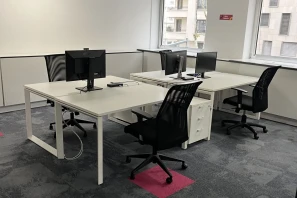 Bureau privé - 69006 - 4 postes - 1560€