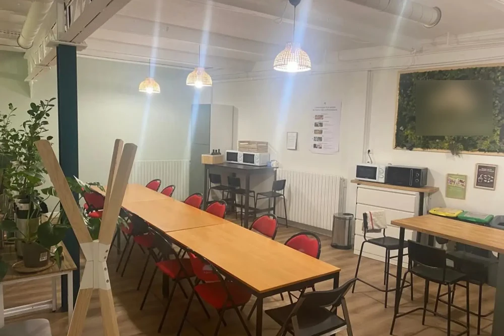 Bureau privé - 75005 - 20 postes - 9000€