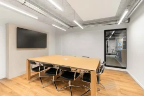 Espace indépendant - 75004 - 46 postes - 28520€