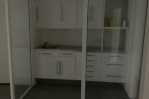 Bureau privé - 92170 - 2 postes - 750€