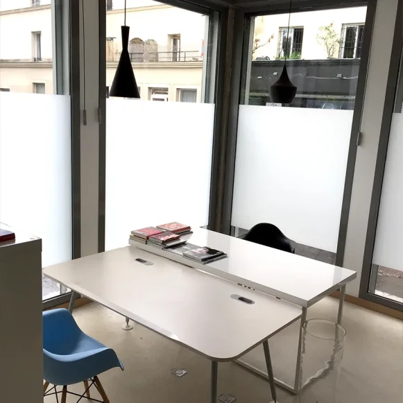 Espace indépendant 25 m² 3 postes Location bureau Rue de l'Orillon Paris 75011 - photo 3
