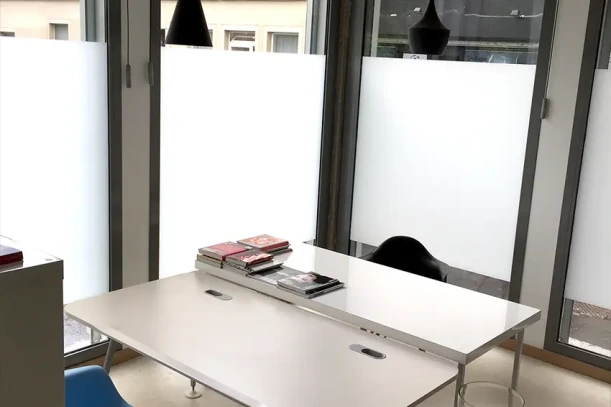 Espace indépendant - 75011 - 3 postes - 900€
