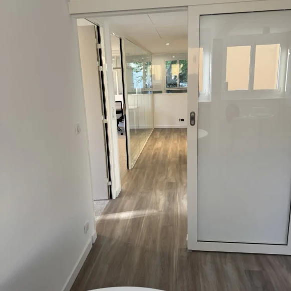 Bureau privé 15 m² 4 postes Location bureau Boulevard Carabacel Nice 06000 - photo 11