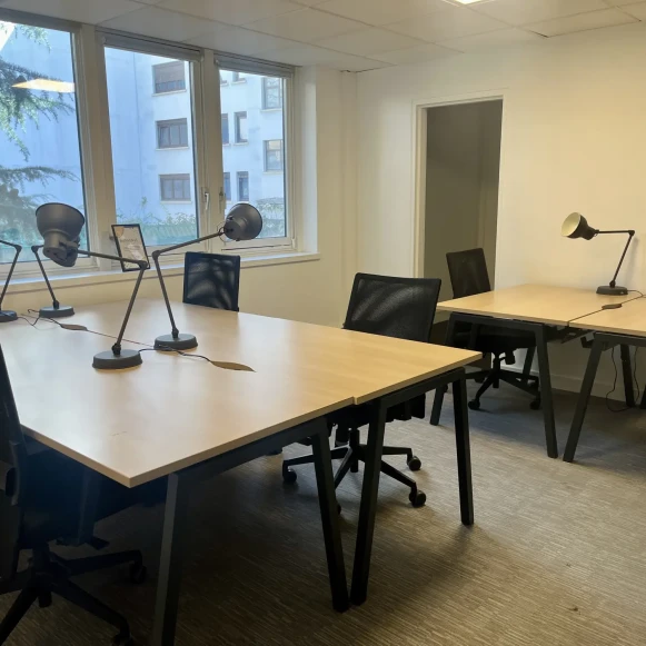Bureau privé 21 m² 6 postes Coworking Rue des Bateliers Clichy 92110 - photo 10