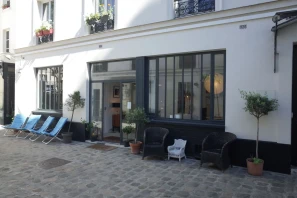 Open Space - 75011 - 2 postes - 290€