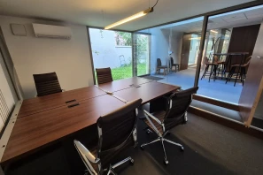 Espace indépendant - 69003 - 14 postes - 3000€