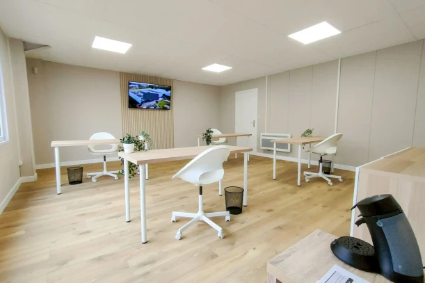Bureau privé - 59223 - 4 postes - 595€