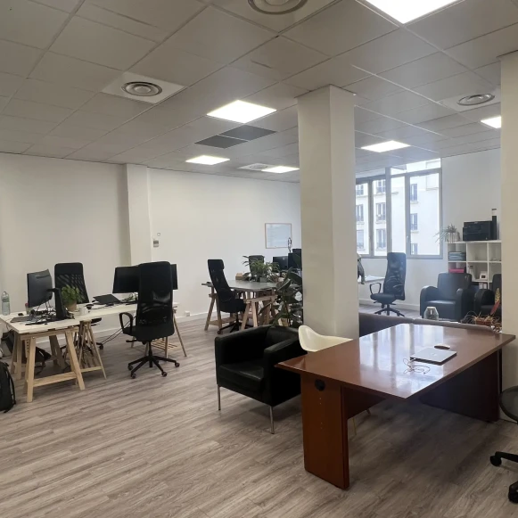 Open Space  5 postes Location bureau Rue de Wattignies Paris 75012 - photo 3