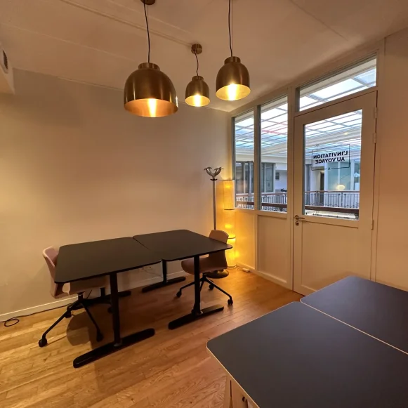 Bureau privé 14 m² 4 postes Coworking Impasse Sandrie Paris 75009 - photo 5