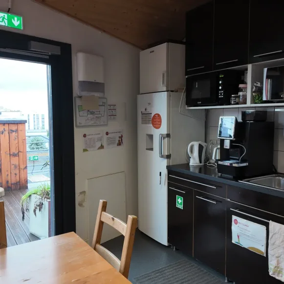 Bureau privé 25 m² 4 postes Coworking Avenue Pasteur Montreuil 93100 - photo 11