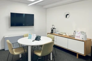 Bureau privé - 75015 - 5 postes - 2836€