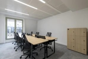 Bureau privé - 75008 - 6 postes - 5640€