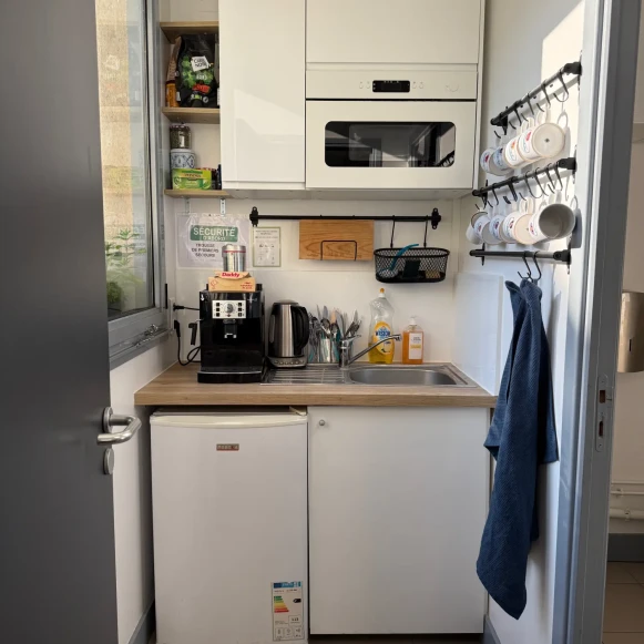 Bureau privé 50 m² 10 postes Location bureau Rue Louis Rouquier Levallois-Perret 92300 - photo 4