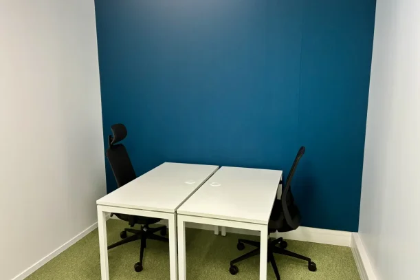 Bureau privé - 49000 - 3 postes - 542€