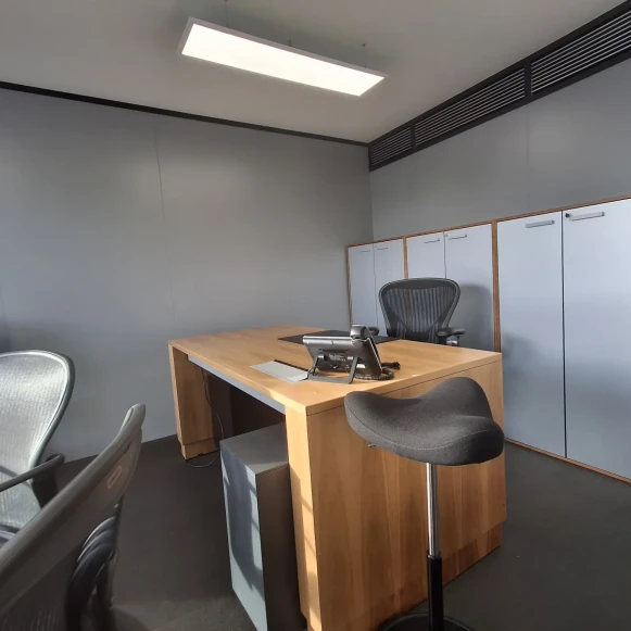 Bureau privé 165 m² 30 postes Location bureau Avenue des Champs-Élysées Paris 75008 - photo 11