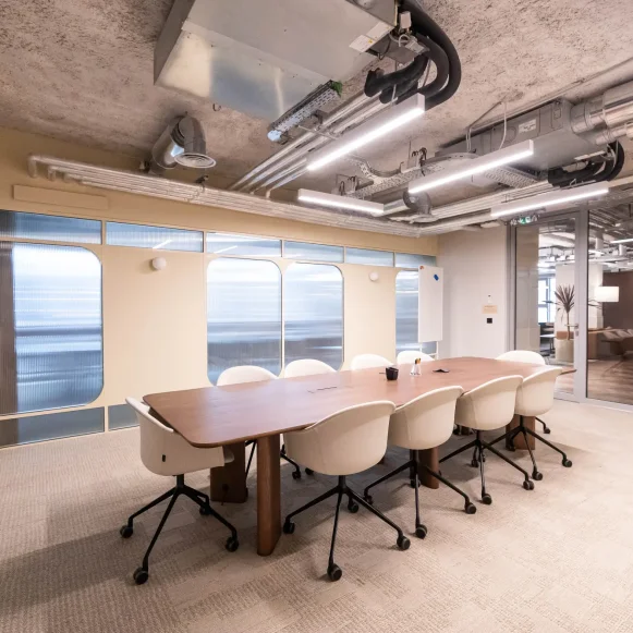 Bureau privé 243 m² 37 postes Location bureau Rue La Boétie Paris 75008 - photo 1