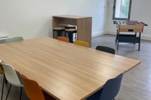 Bureau privé - 69160 - 6 postes - 1300€