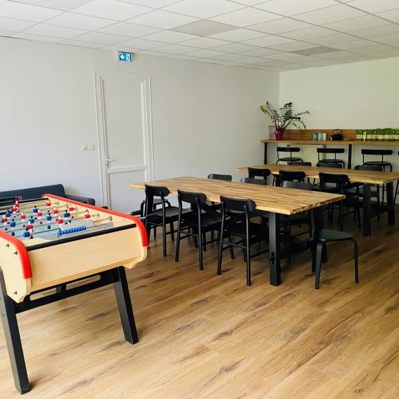 Espace indépendant 53 m² 10 postes Coworking Rue Pierre Duhaa Bruges 33520 - photo 5